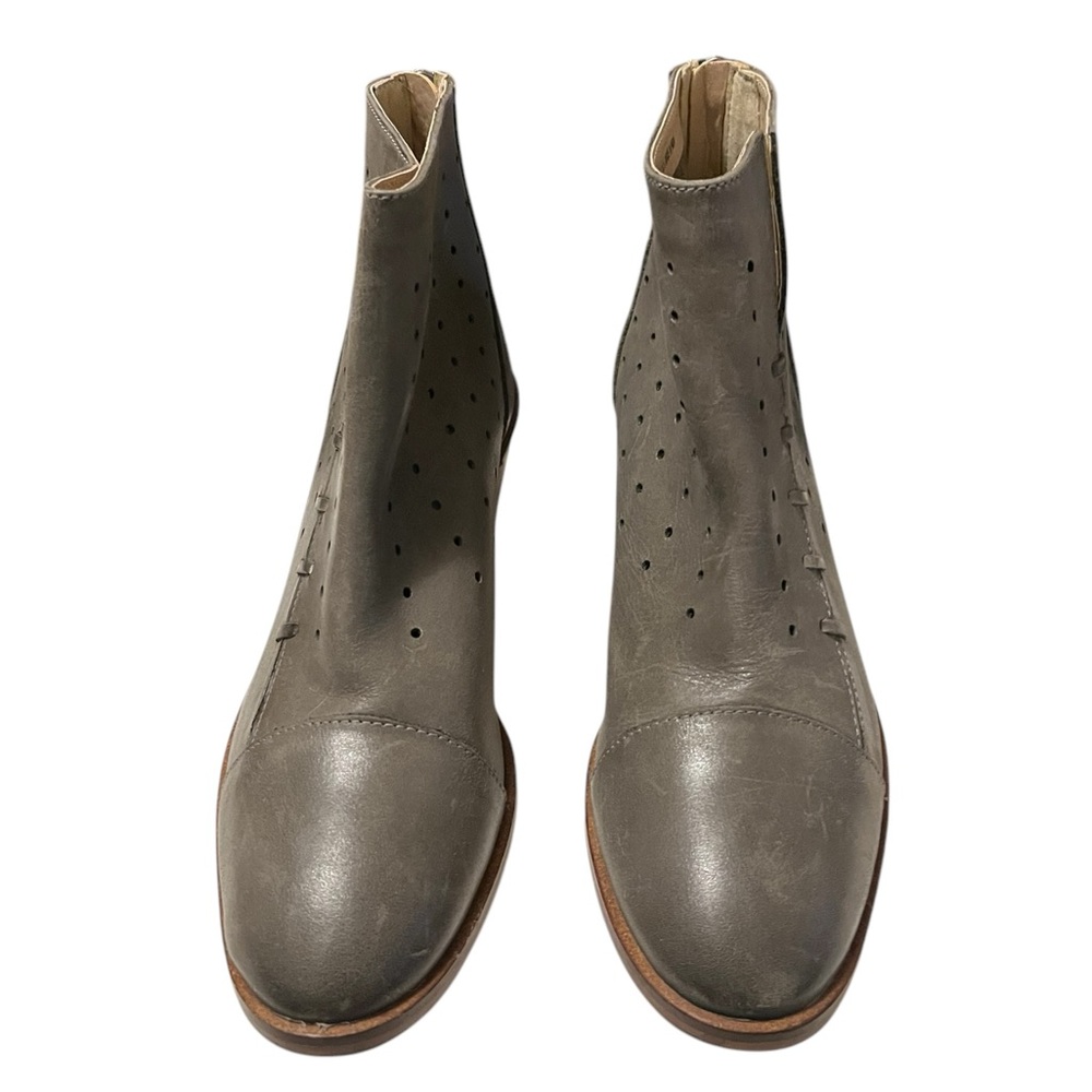 Journey Collection Booties - Picture 1 of 4